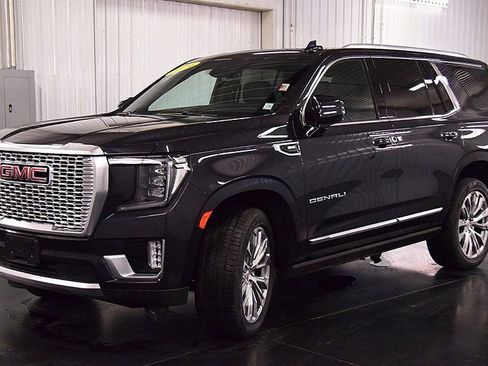 Used 2024 GMC Yukon Denali image 3
