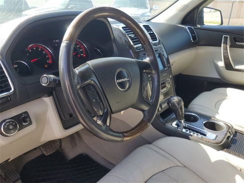 Used 2012 GMC Acadia Denali image 14