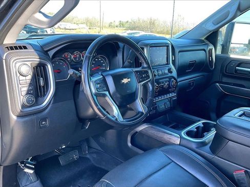 Used 2020 Chevrolet Silverado 2500 LTZ w/ LTZ Plus Package image 14