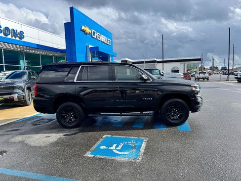 Used 2019 Chevrolet Tahoe LT image 8
