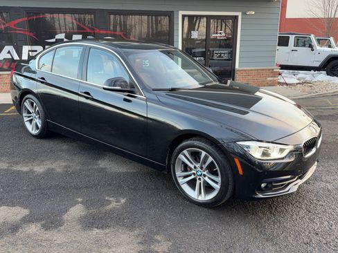 Used 2017 BMW 330i xDrive Sedan image 3