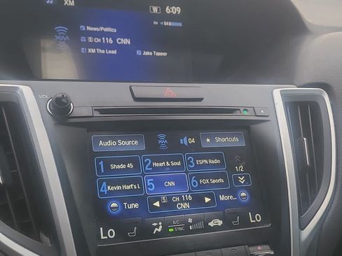 Used 2015 Acura TLX FWD image 2