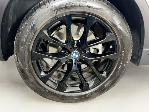 Used 2024 BMW X5 xDrive40i w/ Premium Package image 35