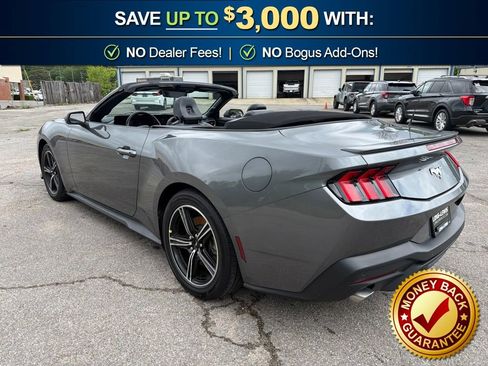 Used 2025 Ford Mustang Premium RWD image 8