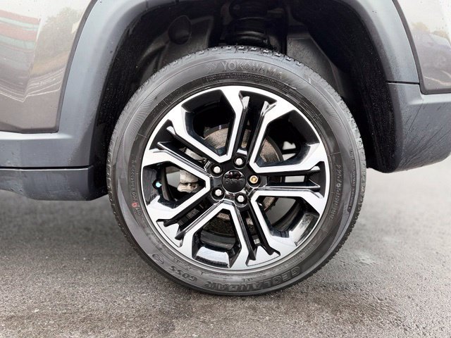 Used 2023 Jeep Compass Limited w/ Sun and Sound Group AWD/4WD image 28