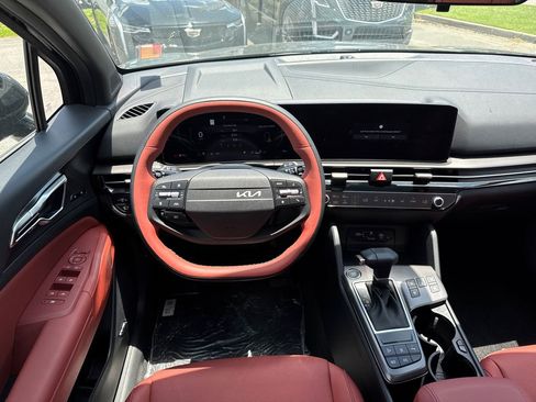 New 2026 Kia Sportage SX image 22