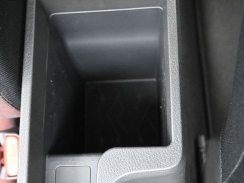 New 2025 Nissan Versa SR w/ Trunk Package FWD image 23