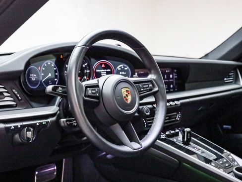 Used 2024 Porsche 911 Carrera S image 6