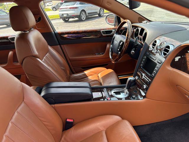 Used 2006 Bentley Flying Spur Flying Spur AWD/4WD image 25