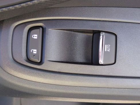 New 2025 Subaru Crosstrek 2.5i Limited image 37