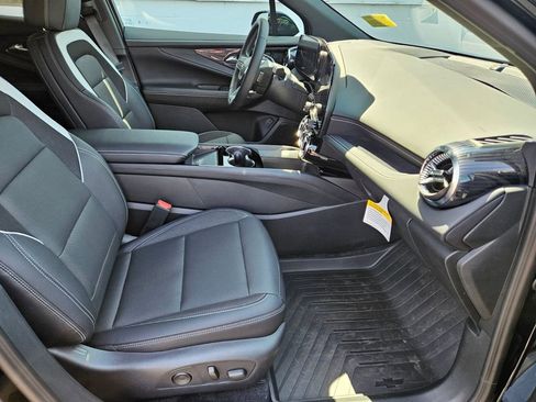 New 2025 Chevrolet Blazer EV LT AWD/4WD image 11