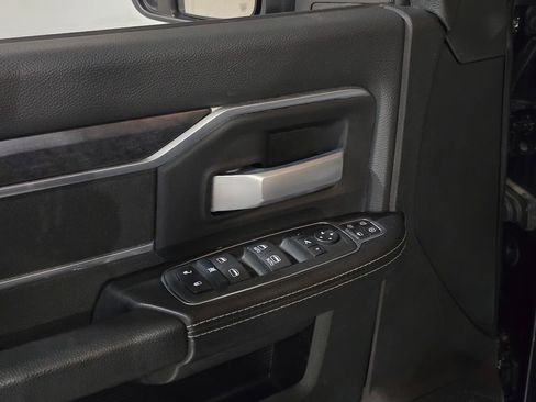 Used 2024 RAM 2500 Big Horn image 17