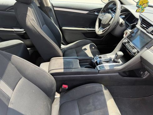 Used 2018 Honda Civic EX image 15