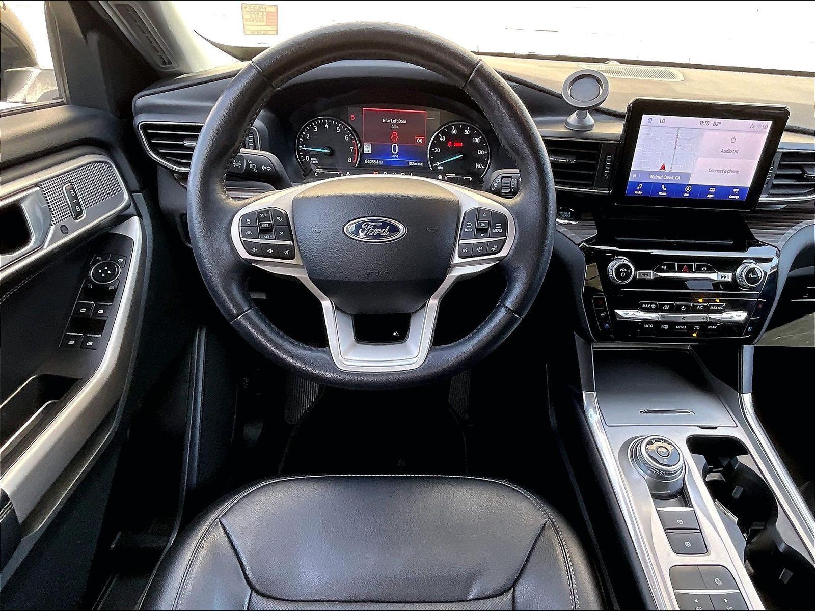 Used 2023 Ford Explorer Limited RWD image 4