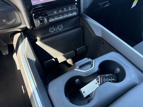 New 2026 RAM 2500 Big Horn image 25