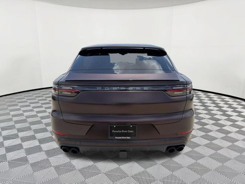 Certified 2023 Porsche Cayenne Platinum Edition AWD/4WD image 10