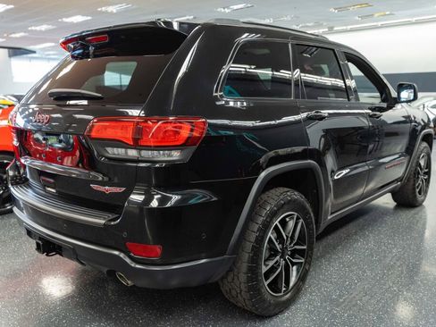 Used 2020 Jeep Grand Cherokee Trailhawk w/ Trailhawk Luxury Group image 4