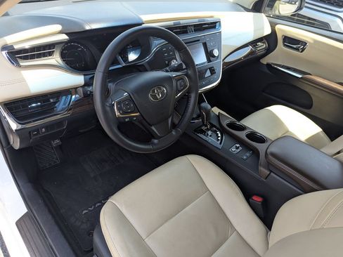 Used 2015 Toyota Avalon XLE Premium FWD image 27