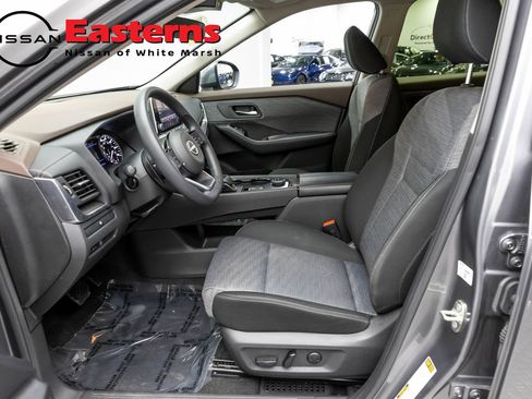 Used 2023 Nissan Rogue SV AWD/4WD image 14
