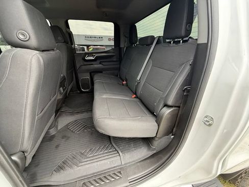 Used 2025 Chevrolet Silverado 1500 LT AWD/4WD image 10
