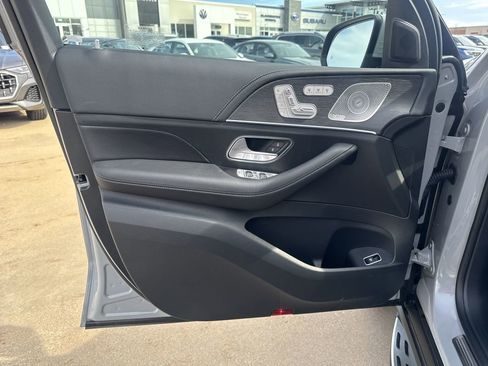 New 2025 Mercedes-Benz GLS 450 4MATIC image 11