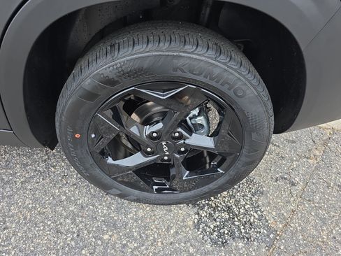 New 2026 Kia Seltos EX image 36