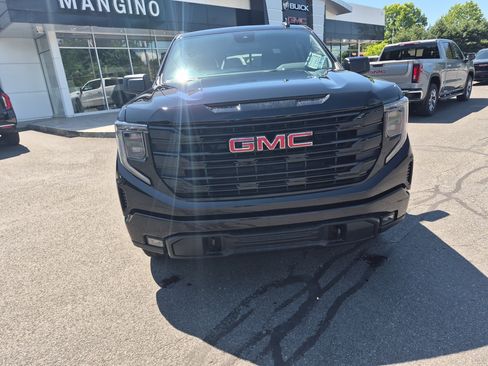 Used 2026 GMC Sierra 1500 Elevation w/ Preferred Package AWD/4WD image 8