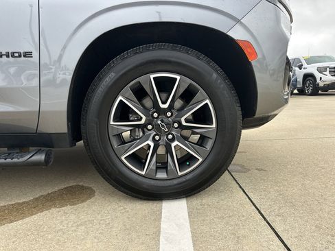 Certified 2022 Chevrolet Tahoe Z71 w/ Off-Road Capability Package AWD/4WD image 13