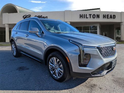 Certified 2025 Cadillac XT4 Premium Luxury image 8