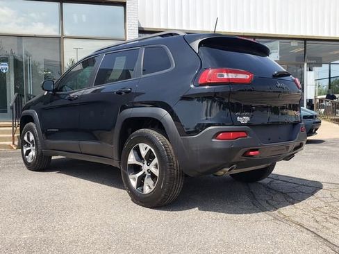 Used 2018 Jeep Cherokee Trailhawk w/ Quick Order Package 27L AWD/4WD image 6