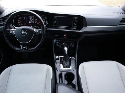 Used 2020 Volkswagen Jetta R-Line w/ R-Line Cold Weather Package image 30