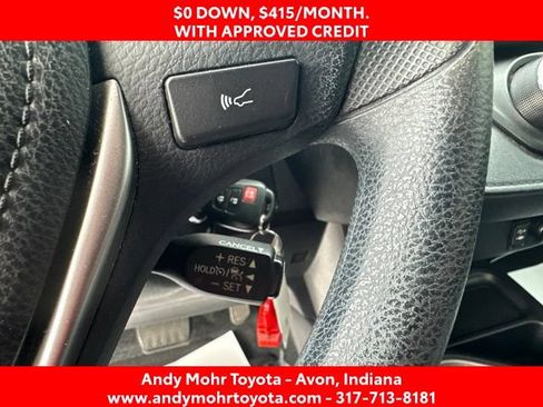 Used 2017 Toyota RAV4 LE FWD image 17