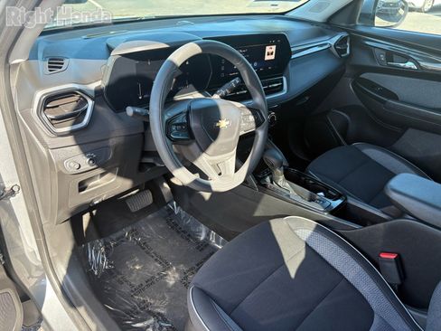Used 2024 Chevrolet TrailBlazer LT image 15