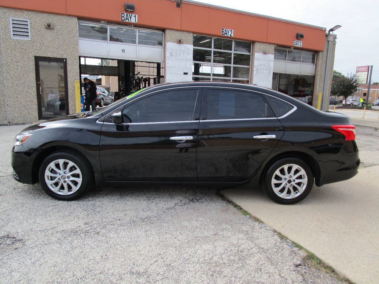 Used 2019 Nissan Sentra SV FWD image 6