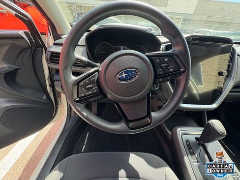 Used 2025 Subaru Crosstrek 2.0i Premium AWD/4WD image 2