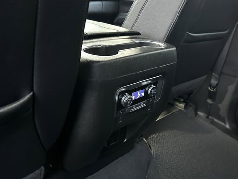 Certified 2025 GMC Yukon Denali image 14