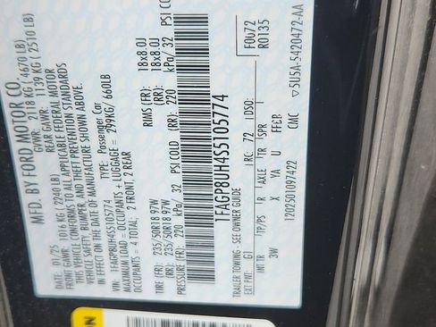 Used 2025 Ford Mustang Premium RWD image 18