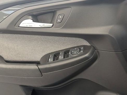 Used 2023 Chevrolet TrailBlazer LT image 23