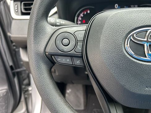 Used 2023 Toyota RAV4 XLE image 20