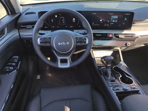 New 2026 Kia K5 EX image 31