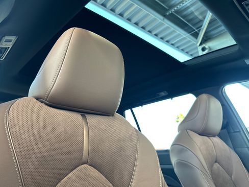New 2026 Toyota Grand Highlander Hybrid MAX Platinum image 17