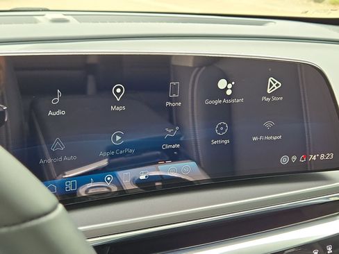 Certified 2024 Cadillac Lyriq Tech AWD/4WD image 19