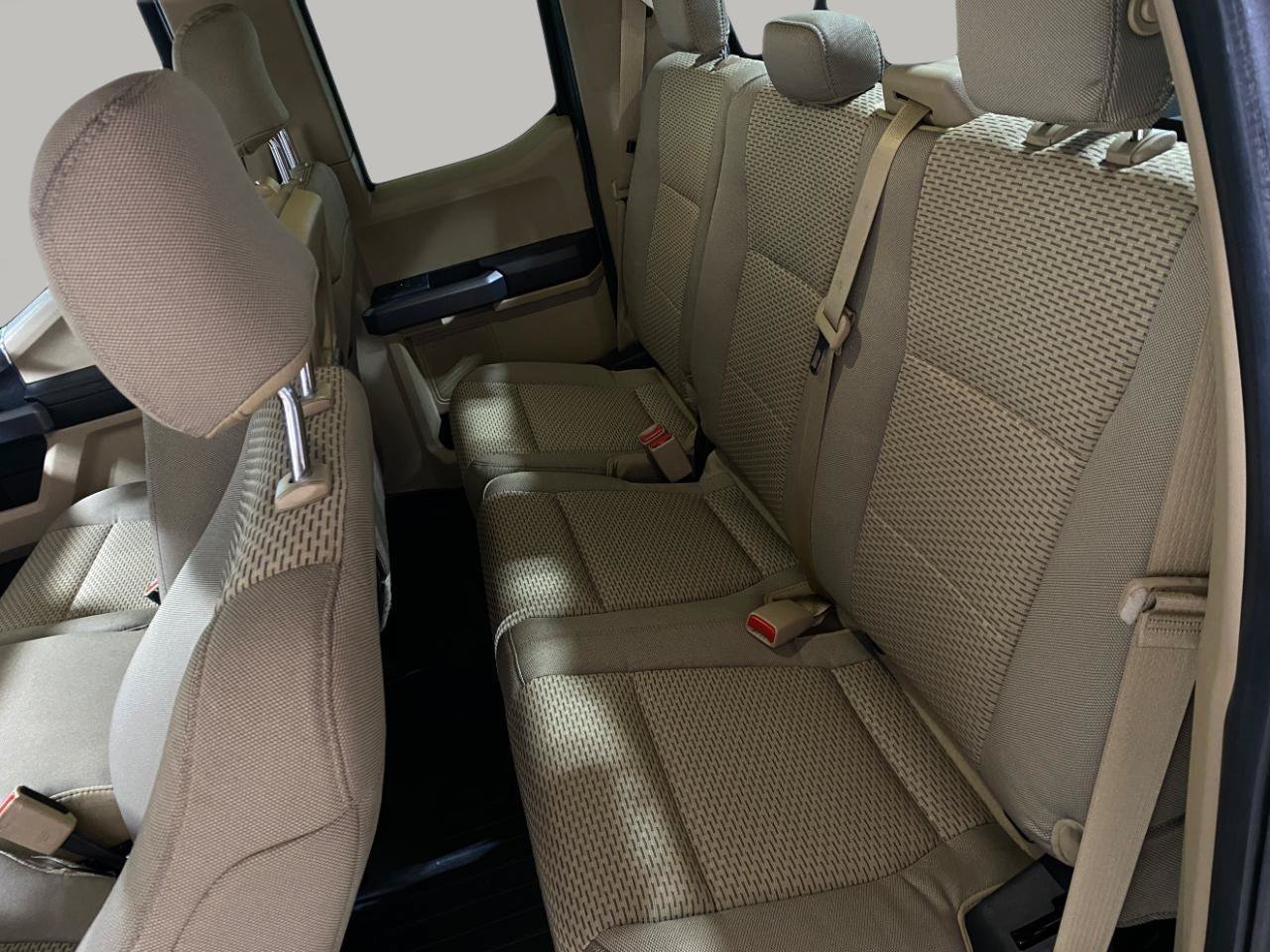 Used 2015 Ford F150 XLT w/ Equipment Group 302A Luxury AWD/4WD image 17