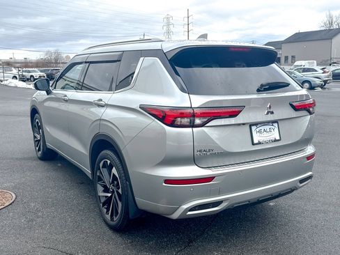 Used 2023 Mitsubishi Outlander SEL image 5