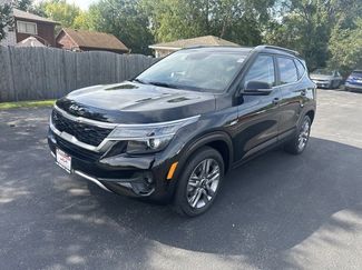 Used 2022 Kia Seltos S image 1
