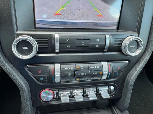 Used 2019 Ford Mustang GT Premium image 43