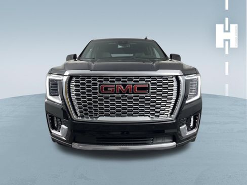 Used 2023 GMC Yukon Denali w/ Max Trailering Package AWD/4WD image 3