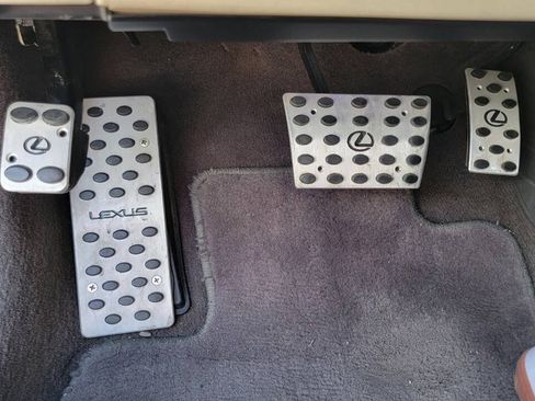 Used 2010 Lexus IS 250 RWD image 34