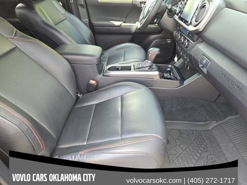 Used 2020 Toyota Tacoma TRD Pro AWD/4WD image 12