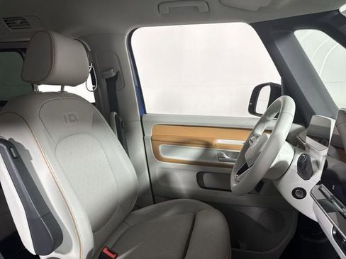 New 2025 Volkswagen ID. Buzz 1st Edition image 13